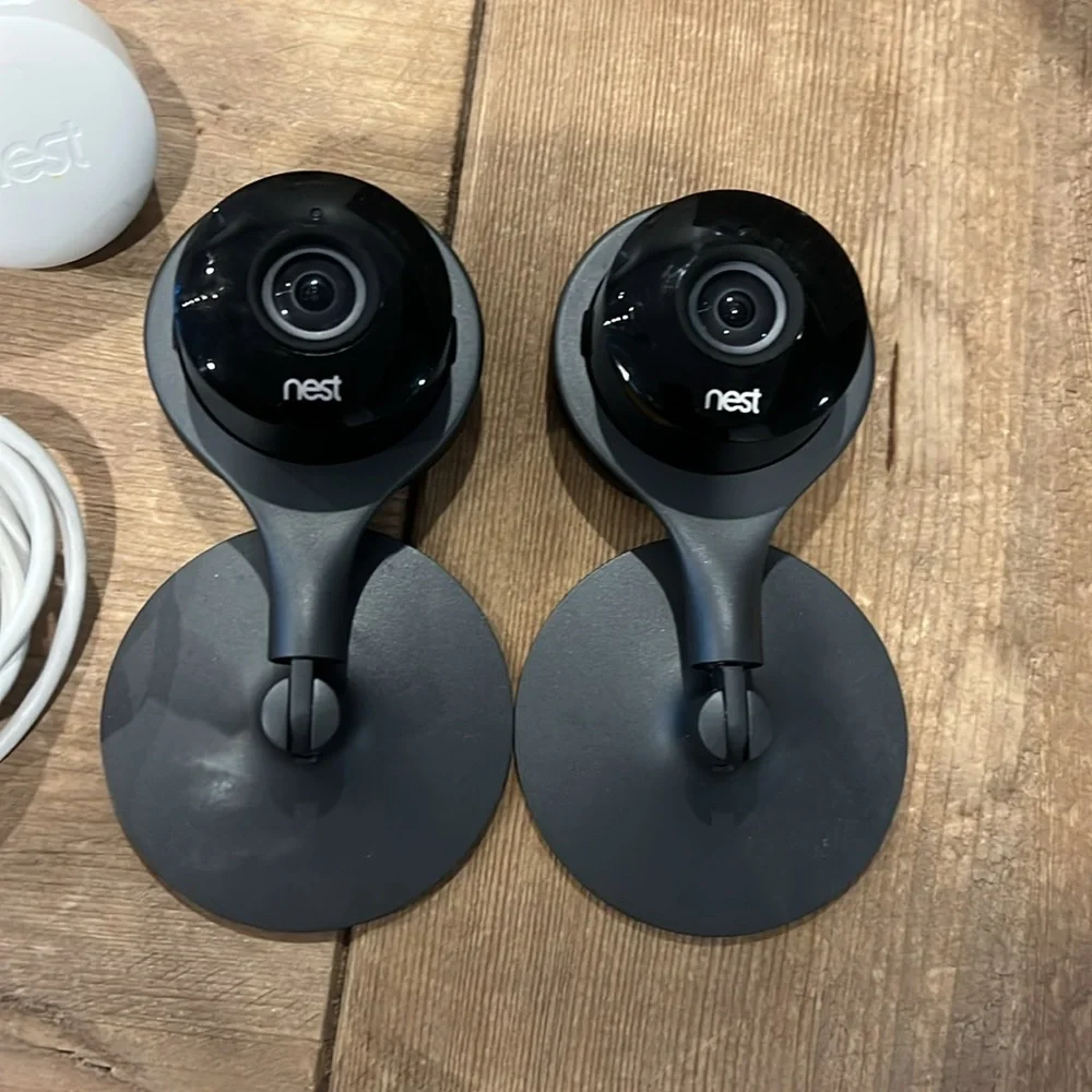 Nest Indoor Security Cameras with Cables - Picture 2 of 3